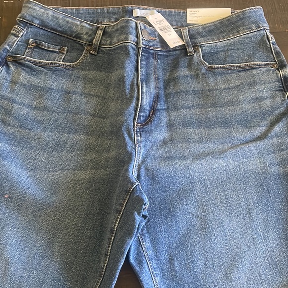 NWT LOFT MID RISE CURVY SKINNY LEG JEANS SZ 14 STRETCH FOR COMFORT-DARK RINSE. - Picture 2 of 7